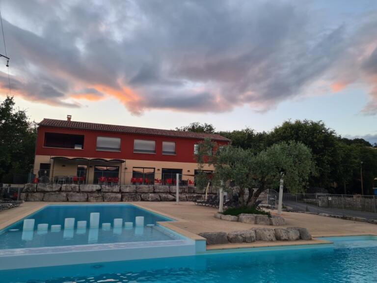 Rev'Othijol Vacances Saint Alban Auriolles Buitenkant foto